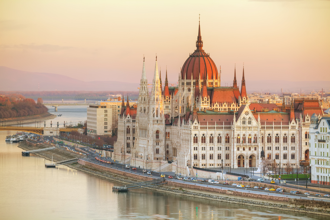 WĘGRY – BUDAPESZT, EGER i ZAKOLE DUNAJU – 4 DNI