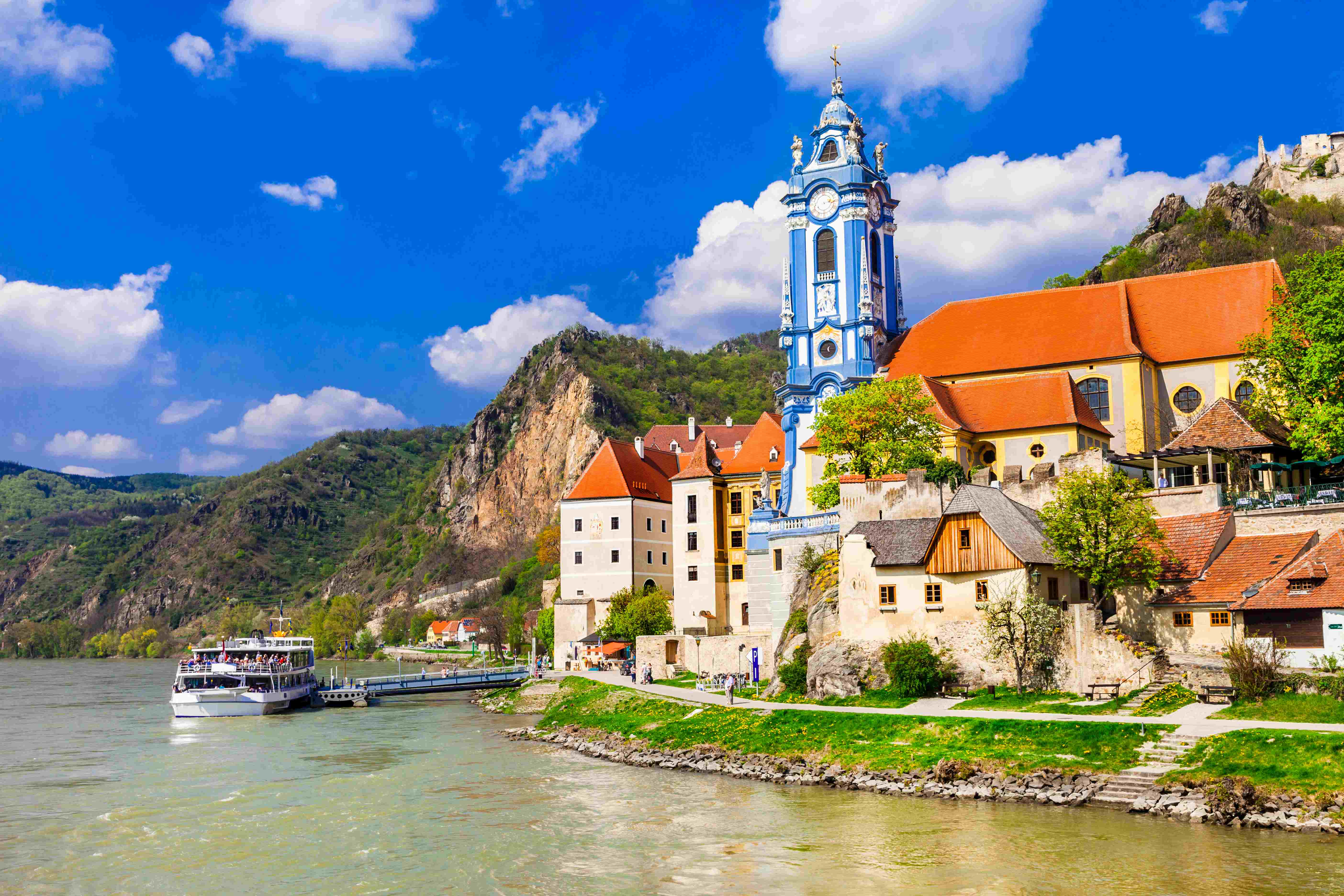 WIEDEŃ i DOLINA WACHAU - 4 DNI